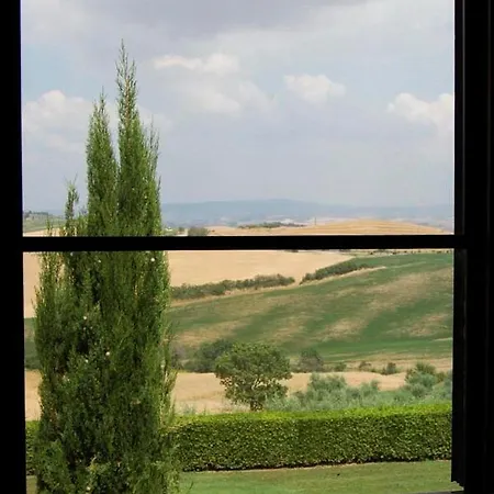 Apartamento Sleeps 5 Pool Wifi Lajatico