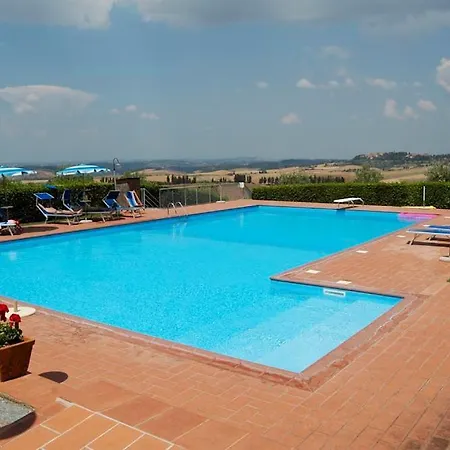 Sleeps 5 Pool Wifi *