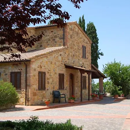 Sleeps 5 Pool Wifi * Lajatico